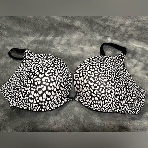 Victoria’s Secret Push Up Bra - Size 36C